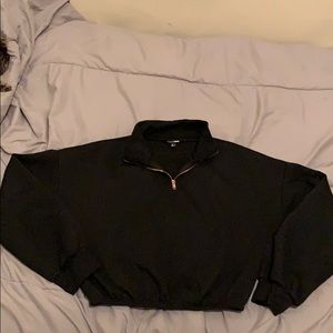 Fashion Nova Cropped Black Pullover